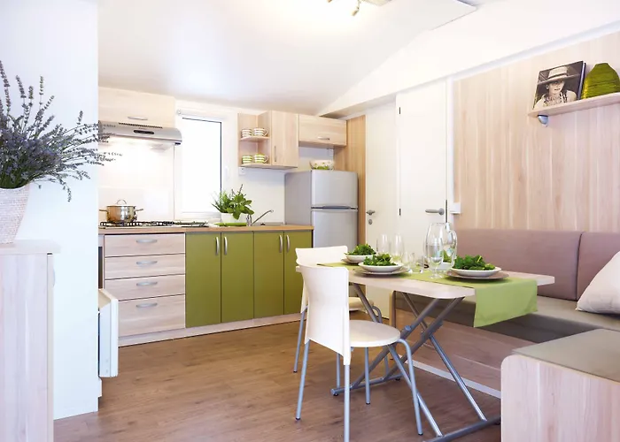 Paklenica База отдыха Стариград-Пакленица