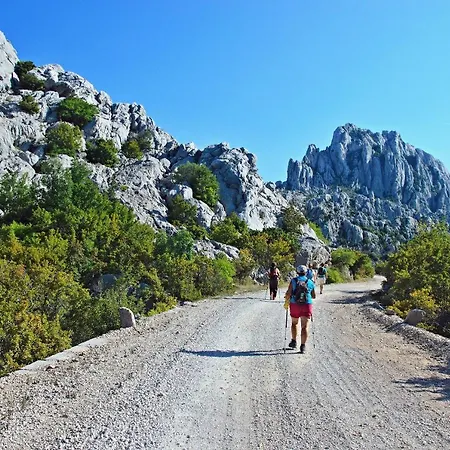 Paklenica 스타리그라드 파클레니차