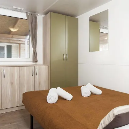 假日公园 Paklenica