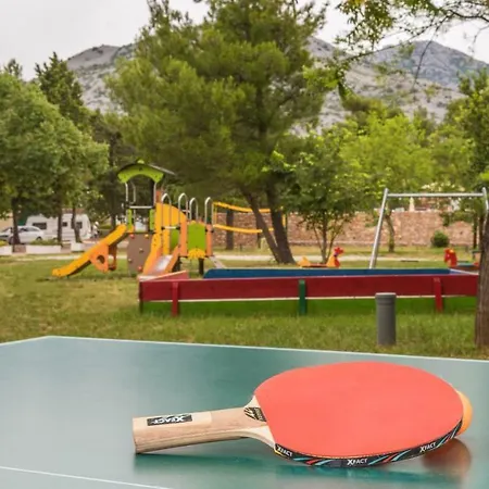 Aldeamento Turístico Paklenica 4*
