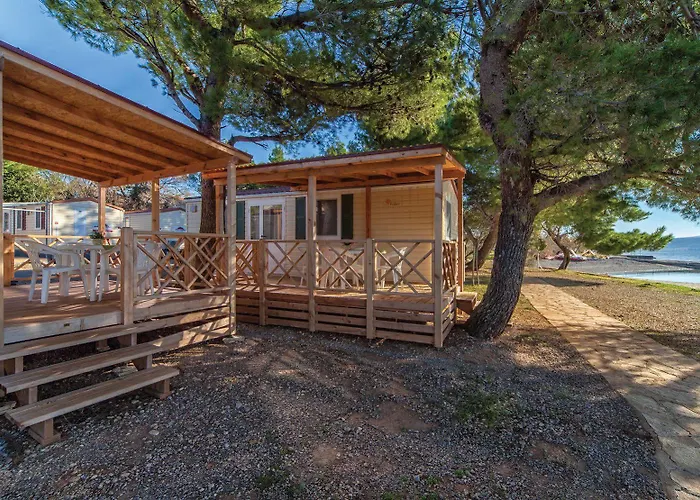 Paklenica 스타리그라드 파클레니차